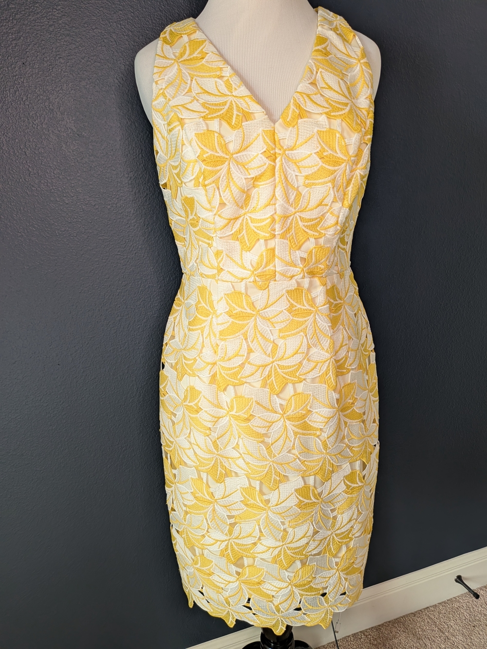 ANTONIO MELANI Yellow and White Floral Midi Sheath Dress